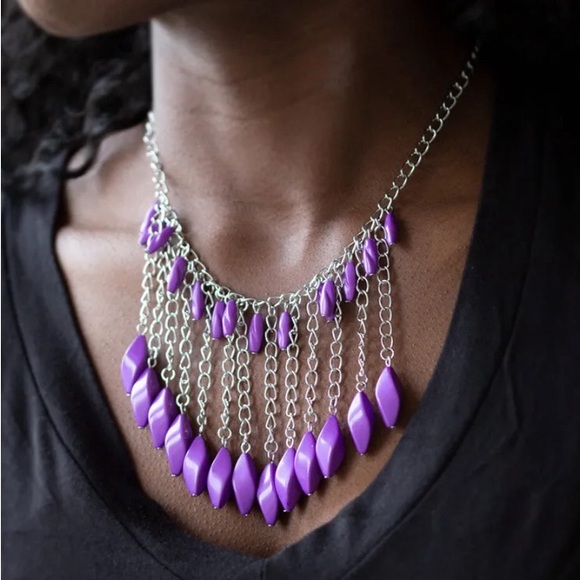 ✨Gorgeous Purple and Silver Necklace set! - Picture 3 of 4